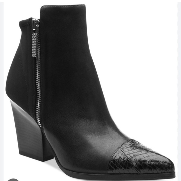 Donald J Pliner Volt2 Leather Black Heeled Boots with snakeskin tip sz 10M - Picture 1 of 7